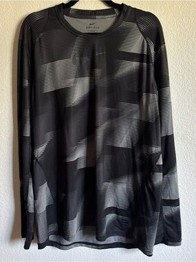 Nike Pro Dri-Fit fitted Men's Long Sleeve Black & Gray shirt